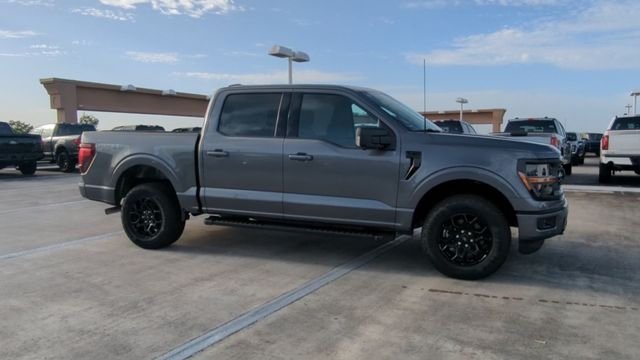 New 2026 Carbonized Gray Metallic Ford XLT image 99