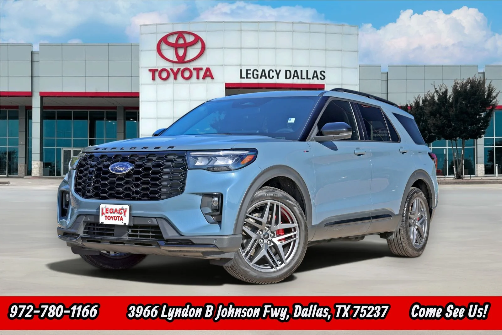 2026 Ford Explorer ST-LINE 4WD's photo
