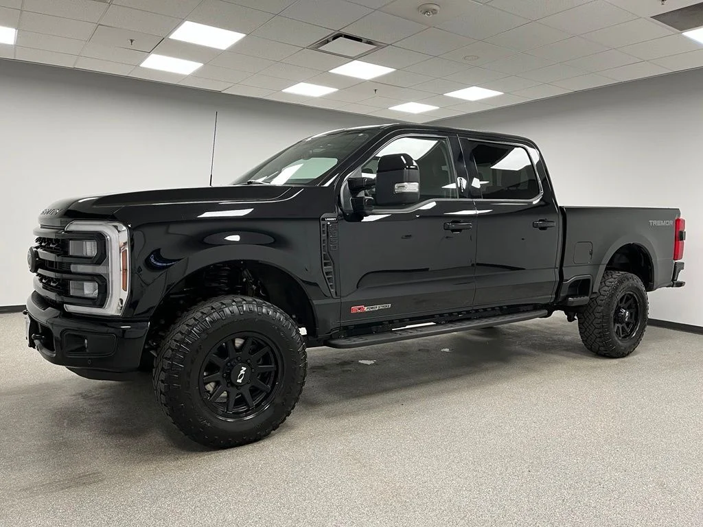 Used 2024 Black Ford Lariat image 5