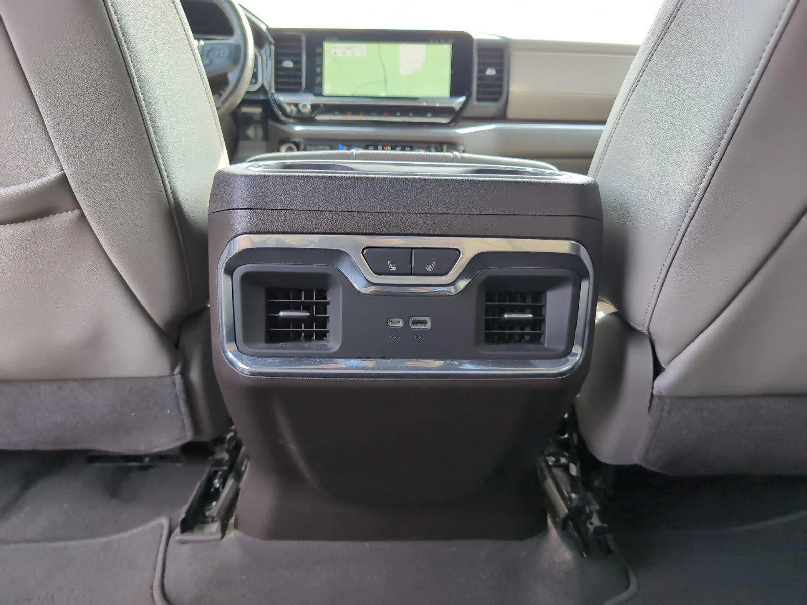 Used 2022 White Frost Tricoat GMC SLT image 37