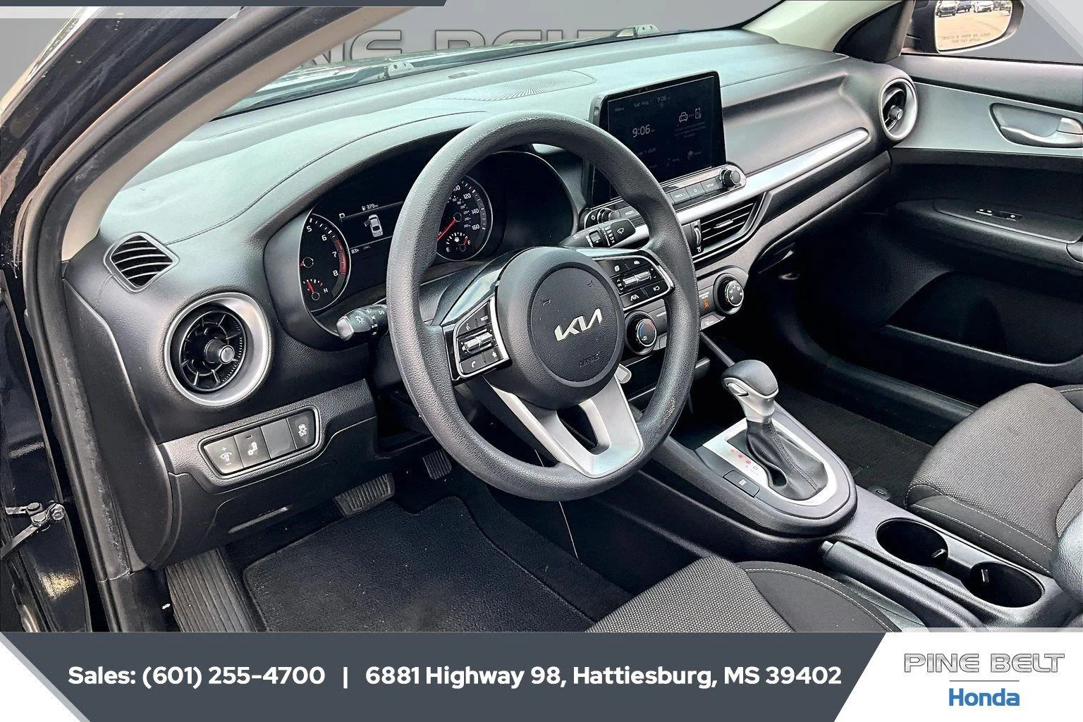 Used 2023 Aurora Black Pearl Kia LXS image 12