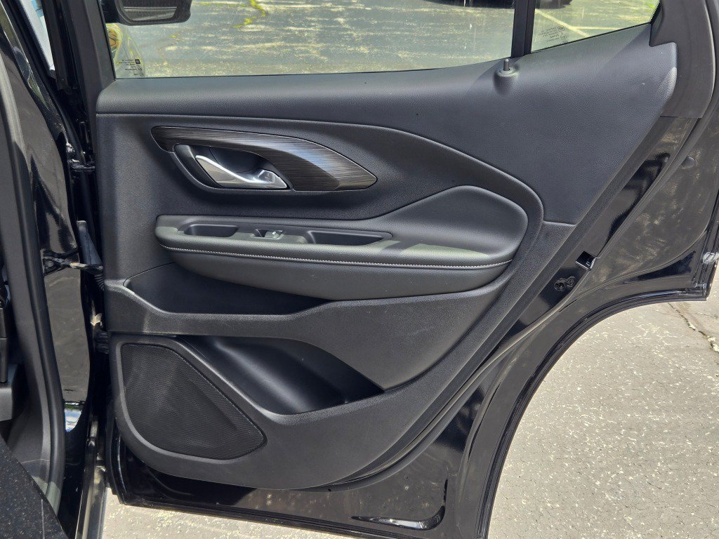 2024 GMC Terrain SLE - Photo 10