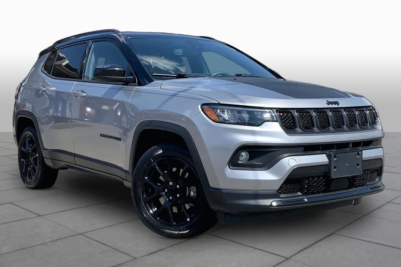 Pre-Owned 2023 Jeep Compass Altitude