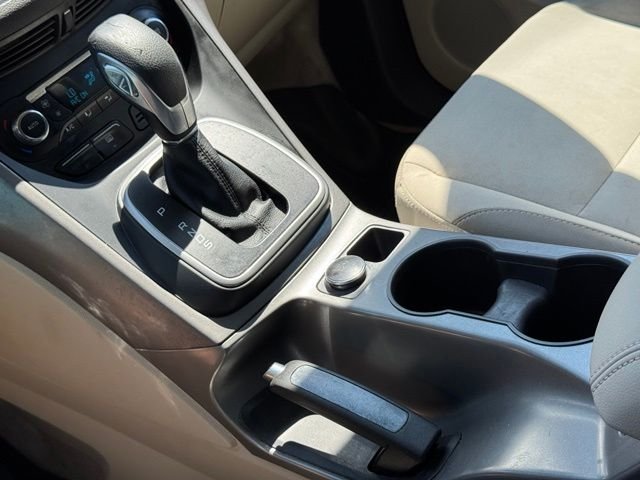 Used 2014 White Ford SE image 31
