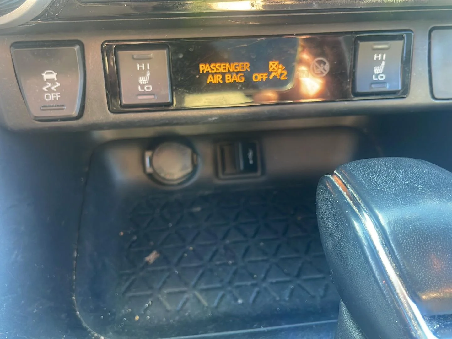 Used 2022 Magnetic Gray Metallic Toyota SE image 2