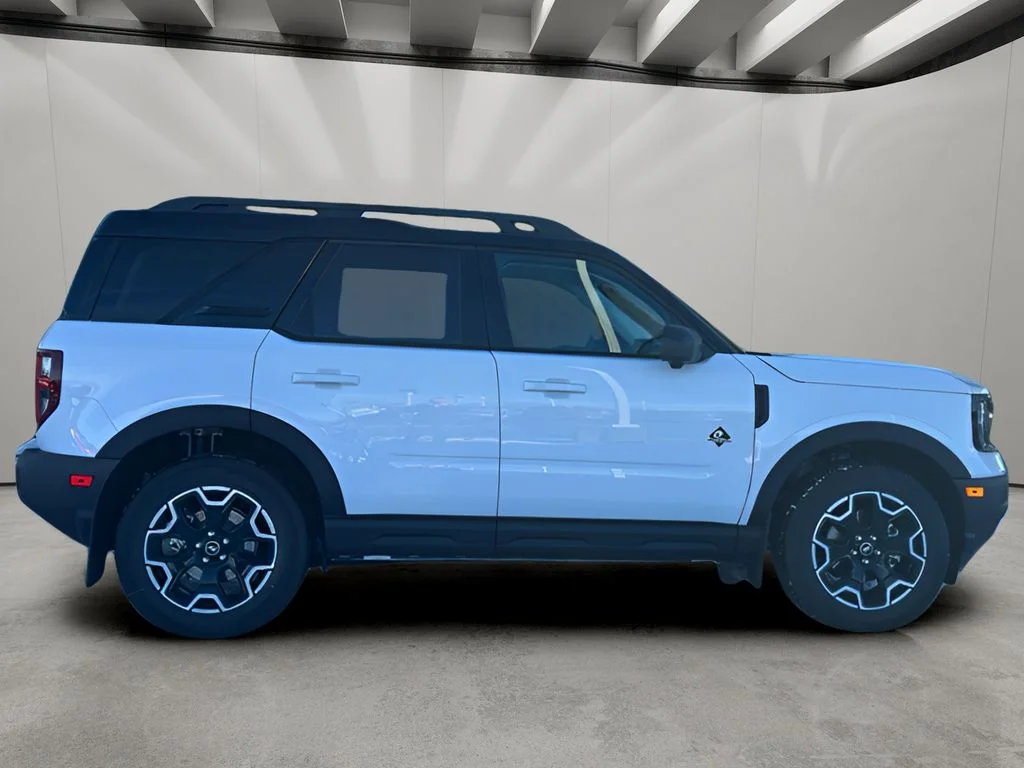 New 2025 Oxford White Ford Outer Banks® image 6