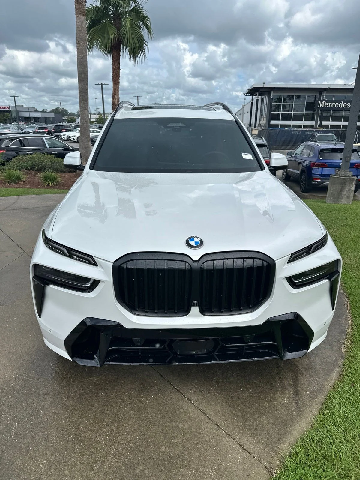 Used 2026 White BMW xDrive40i image 15