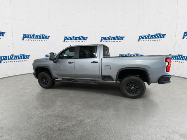 Used 2025 Gray Chevrolet ZR2 image 7