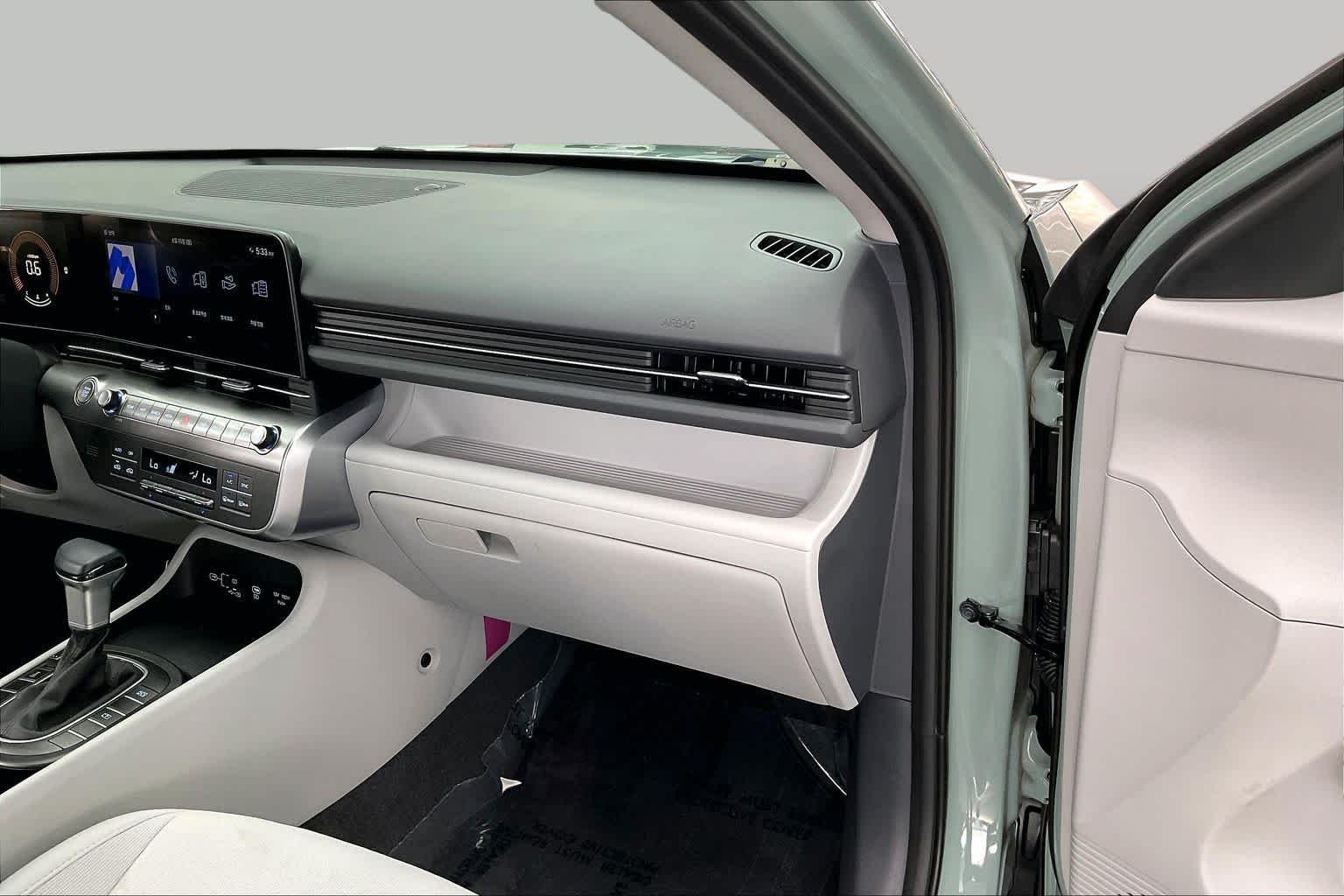 Used 2025 Mirage Green Hyundai SEL image 19