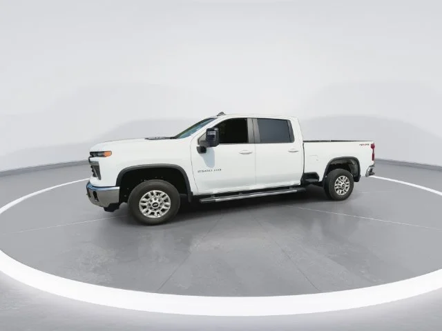 Certified Used 2025 Summit White Chevrolet LT image 5