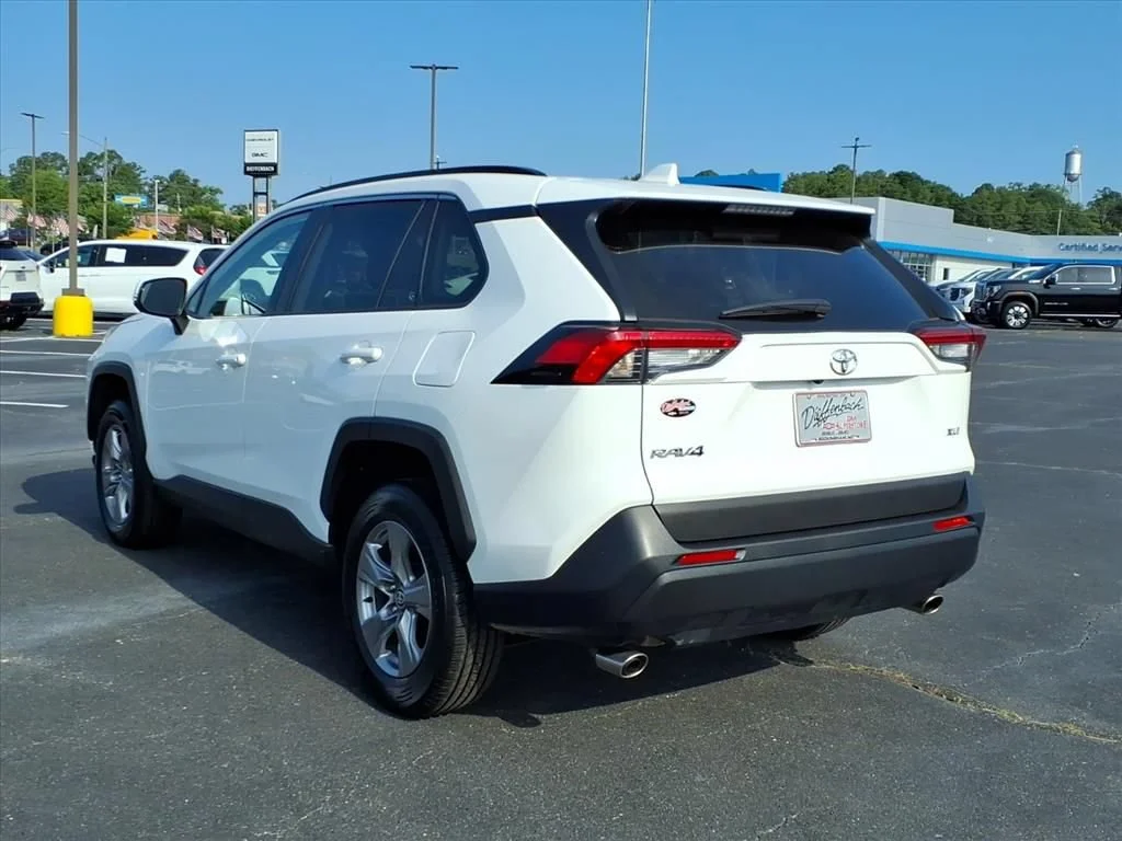 Used 2024 White Toyota XLE image 16