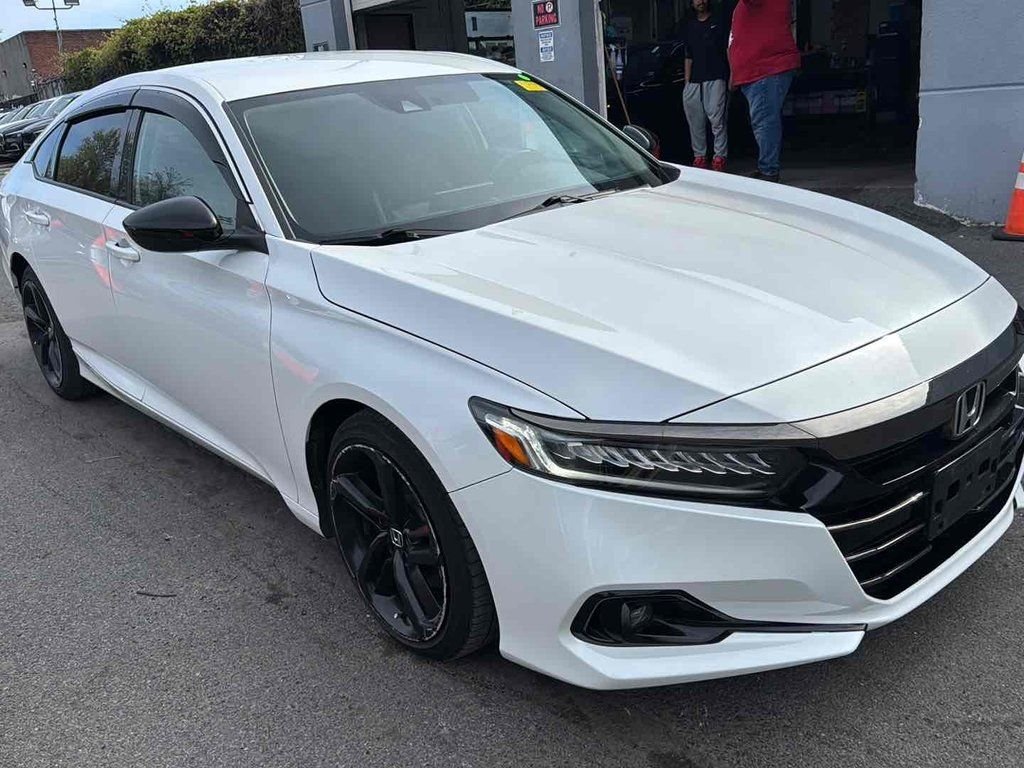 Used 2022 White Honda Sport Special Edition image 3