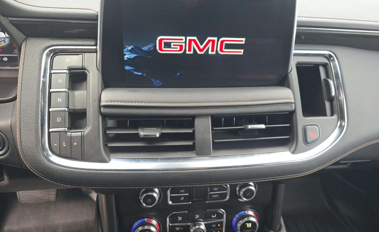 Used 2024 Silver GMC AT4 image 5
