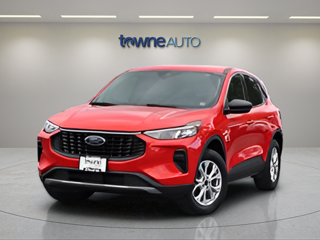 Used 2024 Red Ford Active image 10