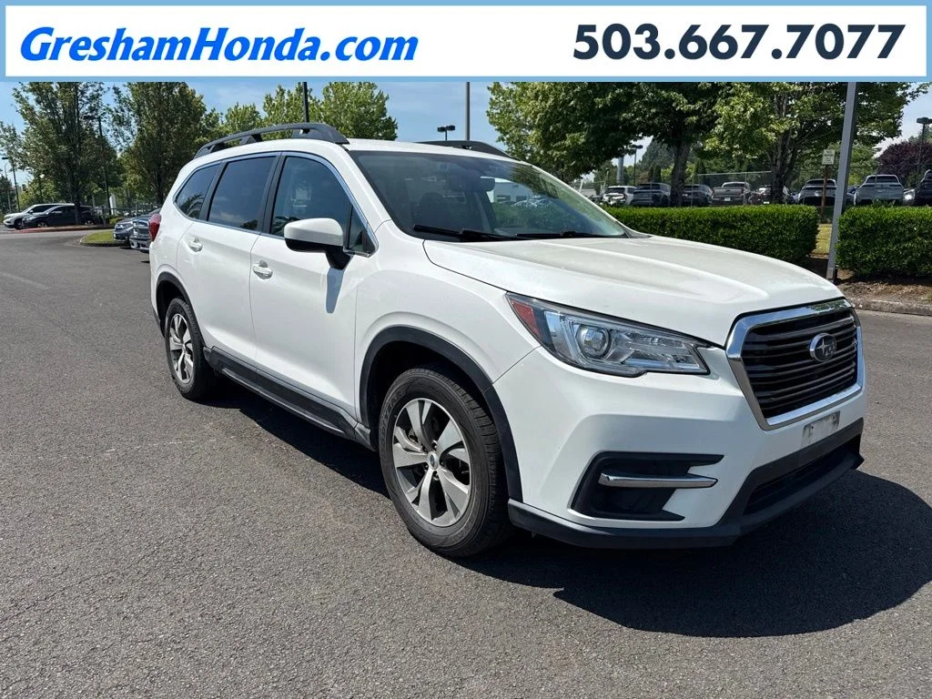 Used 2022 Crystal White Pearl Subaru Premium image 1