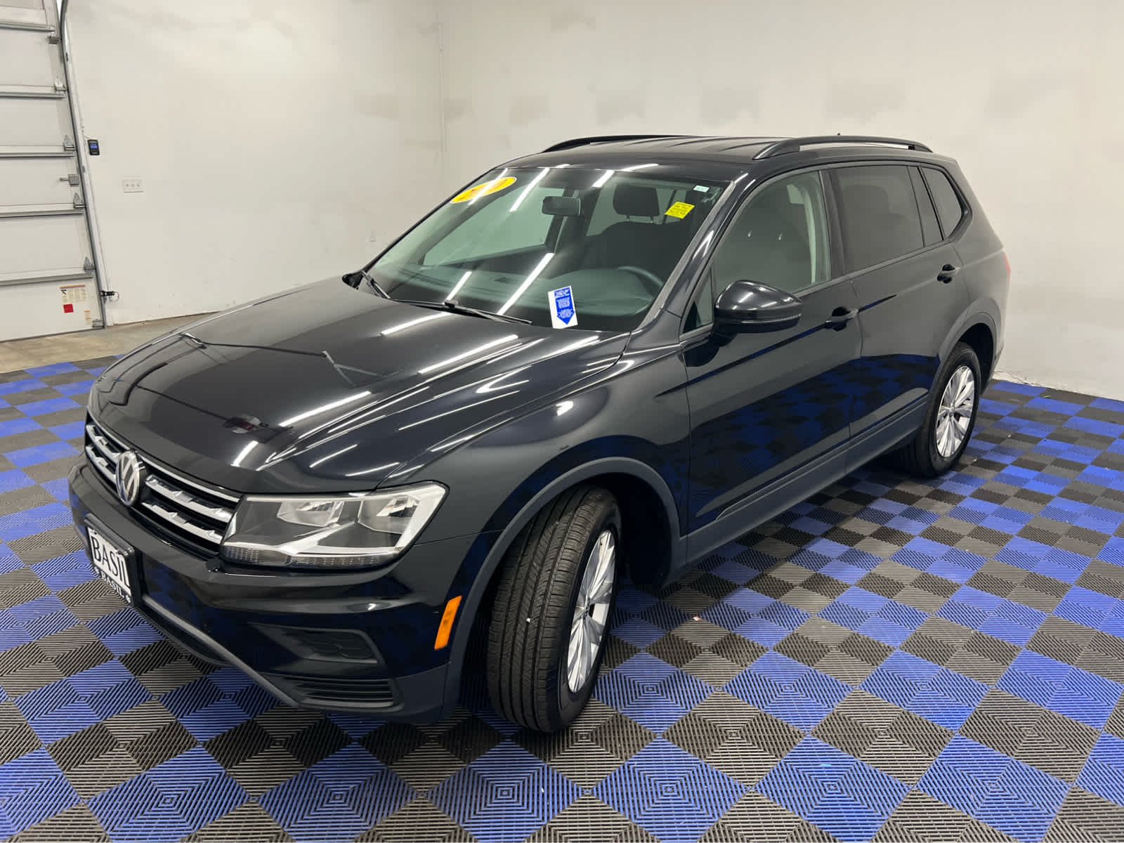 Used 2020 Deep Black Pearl Volkswagen S image 6