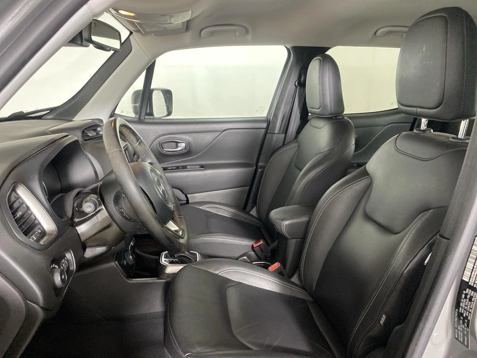 Used 2020 Sting-Gray Clearcoat Jeep Limited image 10