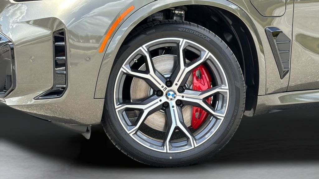 Certified Used 2026 Manhattan Green Metallic BMW xDrive50e image 26