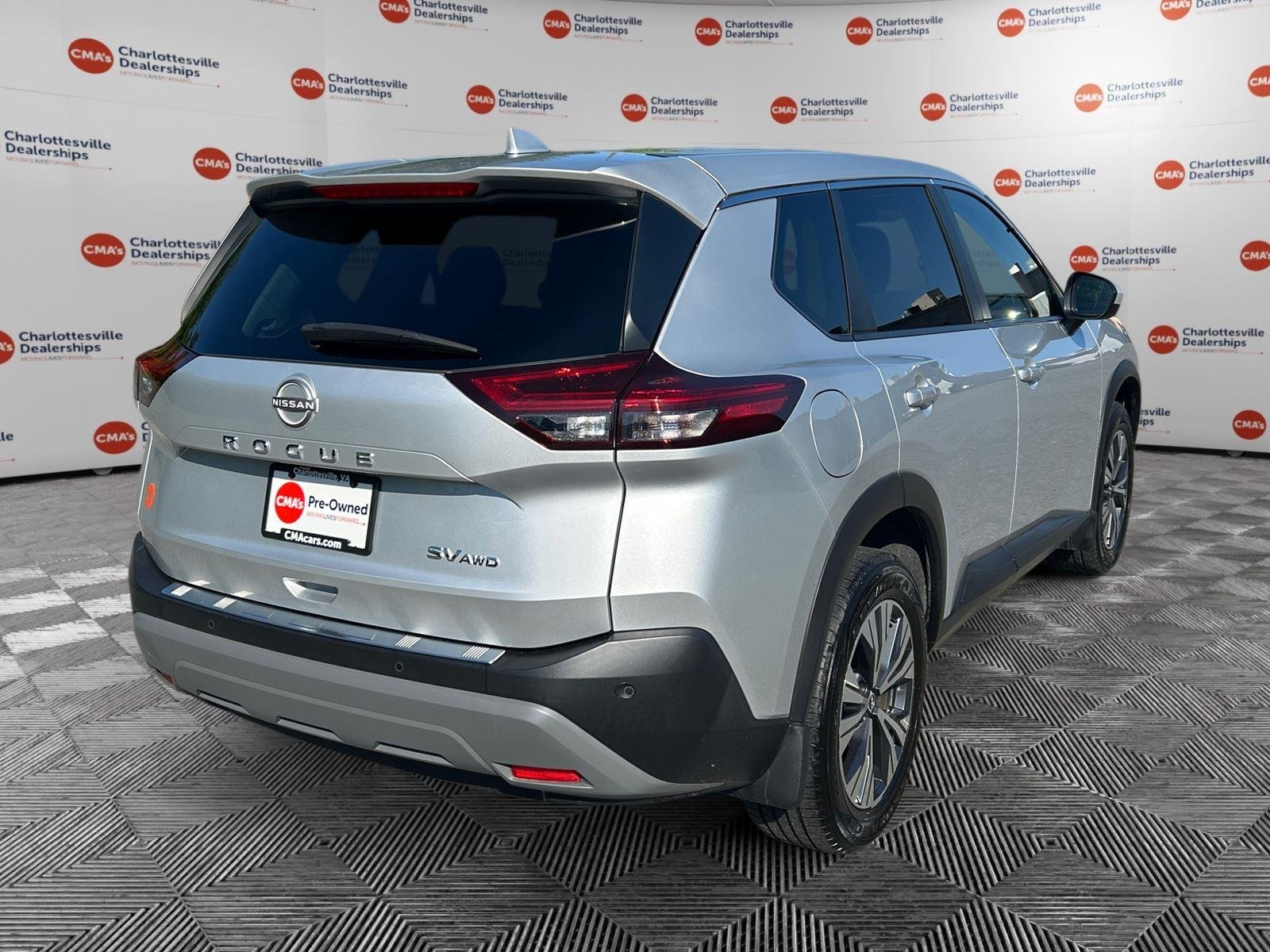 Used 2023 Brilliant Silver Metallic Nissan SV image 5