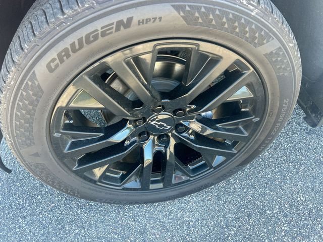 Used 2023 Beige Chevrolet High Country image 14
