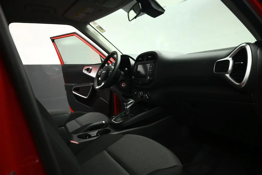 Used 2025 Red Kia LX image 57