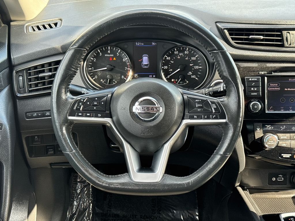 Used 2018 Silver Nissan SV image 14