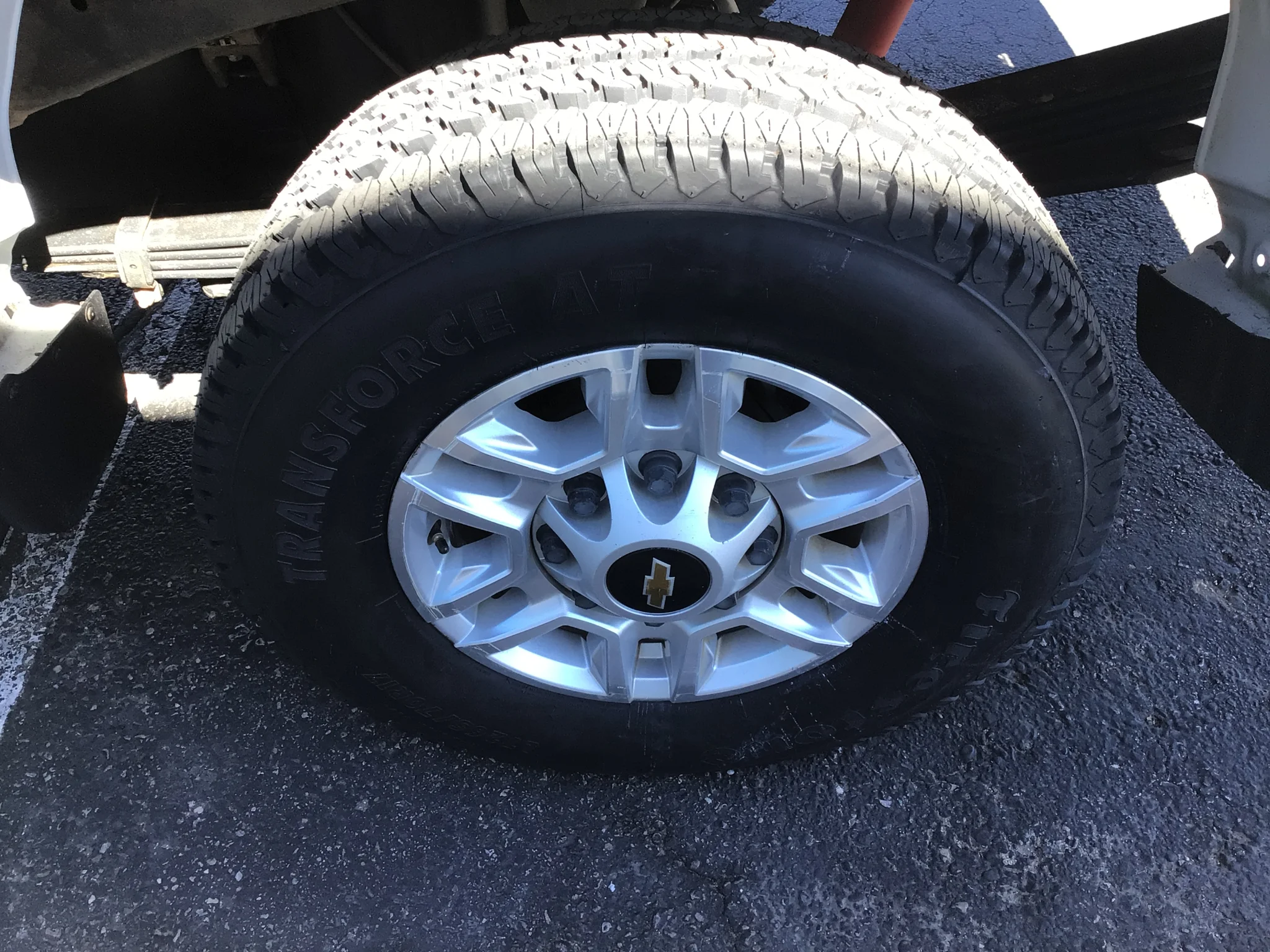 Used 2022 SUMMIT WHITE Chevrolet LT image 22