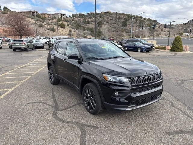 New 2026 Diamond Black Crystal Pearl-Coat Exterior Paint Jeep Latitude image 4
