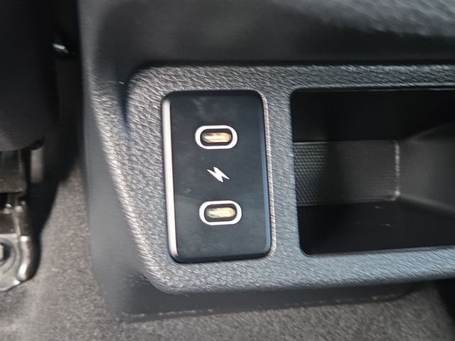 Used 2024 Snow White Pearl Kia EX image 14
