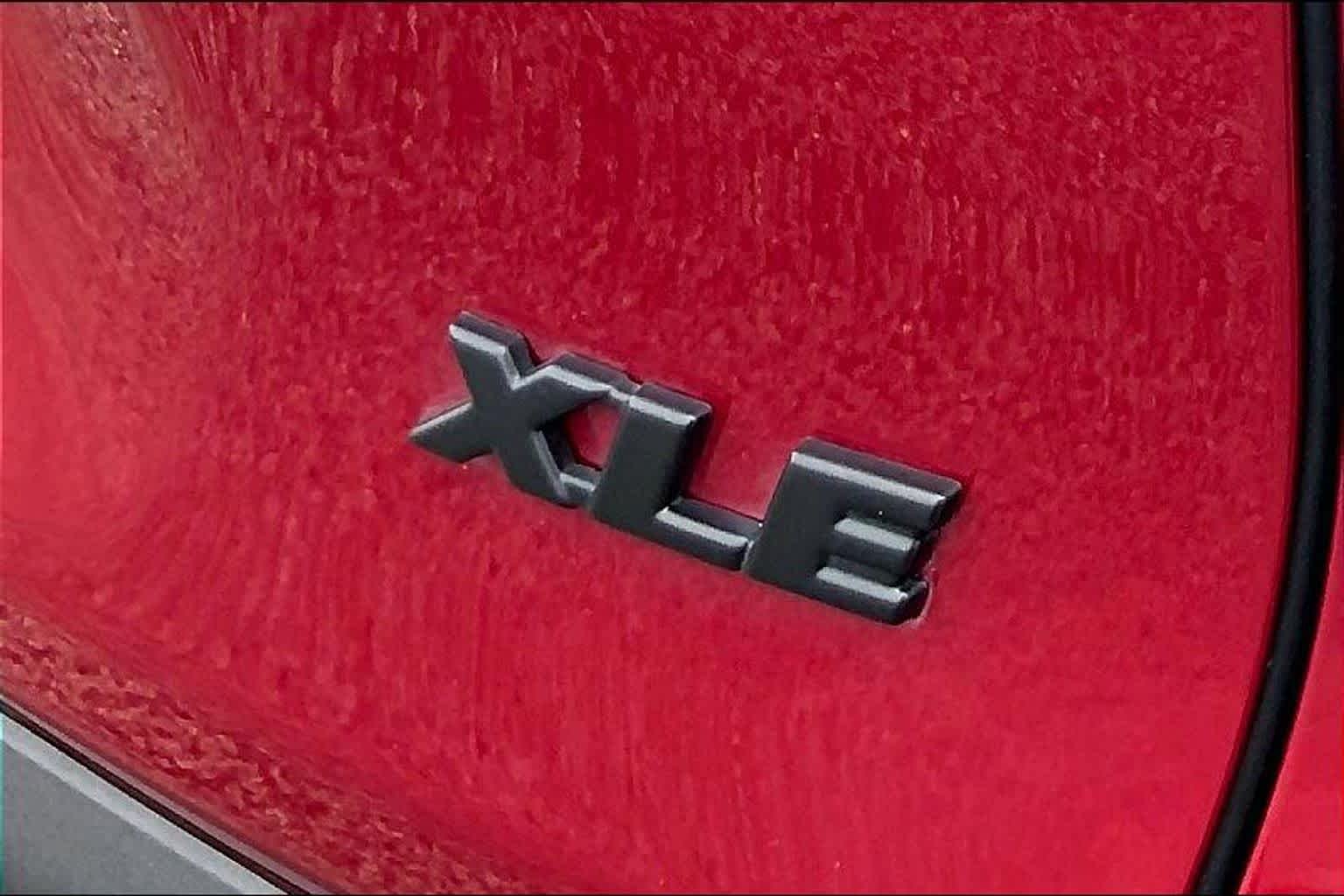 Used 2024 Ruby Flare Pearl Toyota XLE Premium image 30
