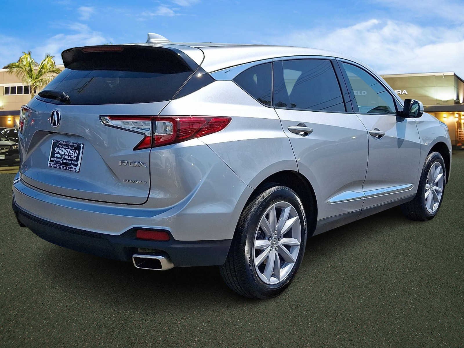 Certified Used 2023 Lunar Silver Metallic Acura SH-AWD image 7