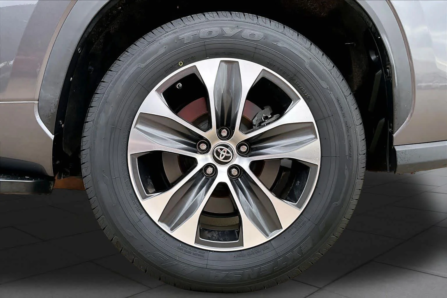 Used 2021 Magnetic Gray Metallic Toyota XLE image 11