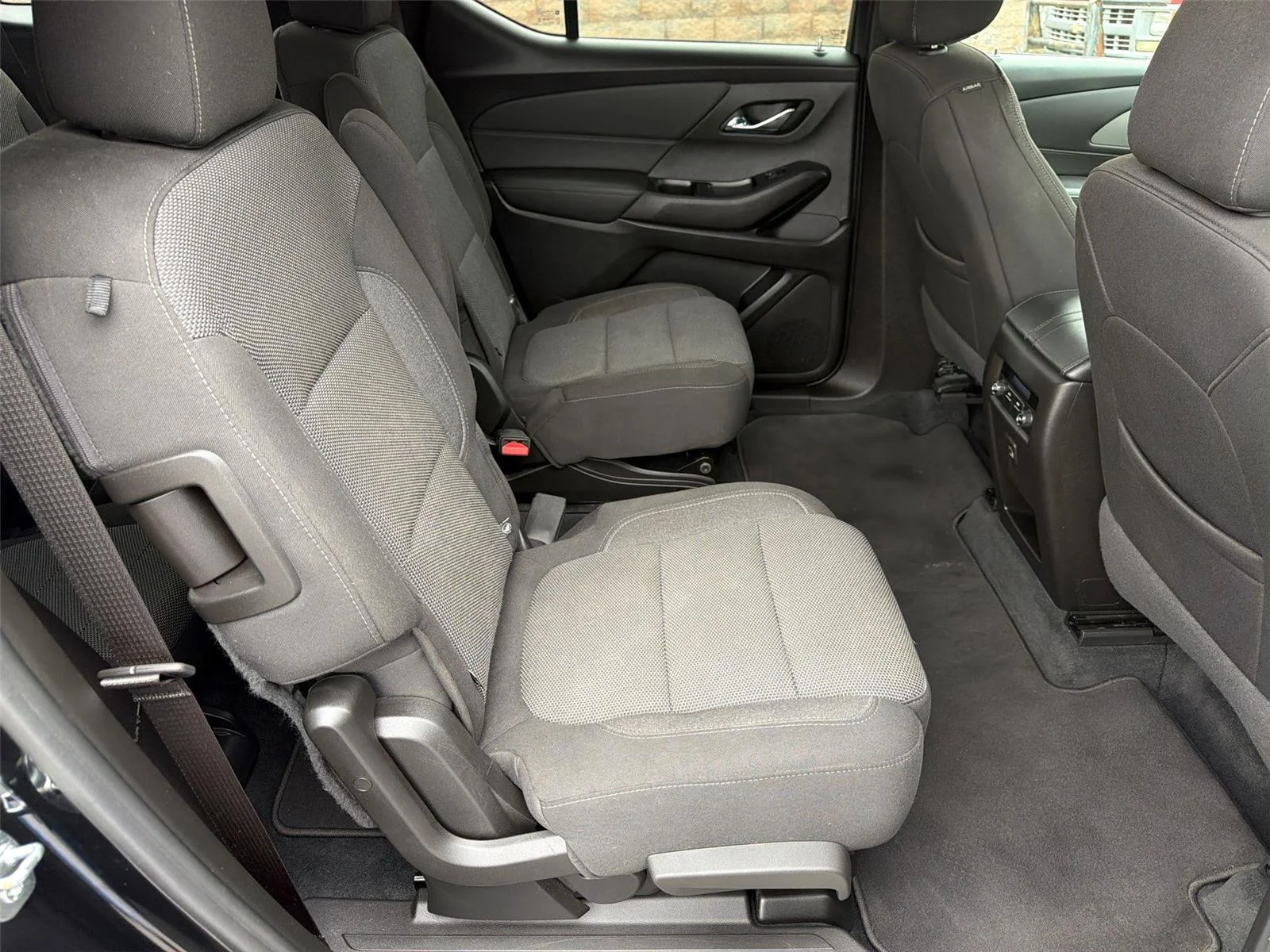 Used 2023 Mosaic Black Metallic Chevrolet LT Cloth image 33