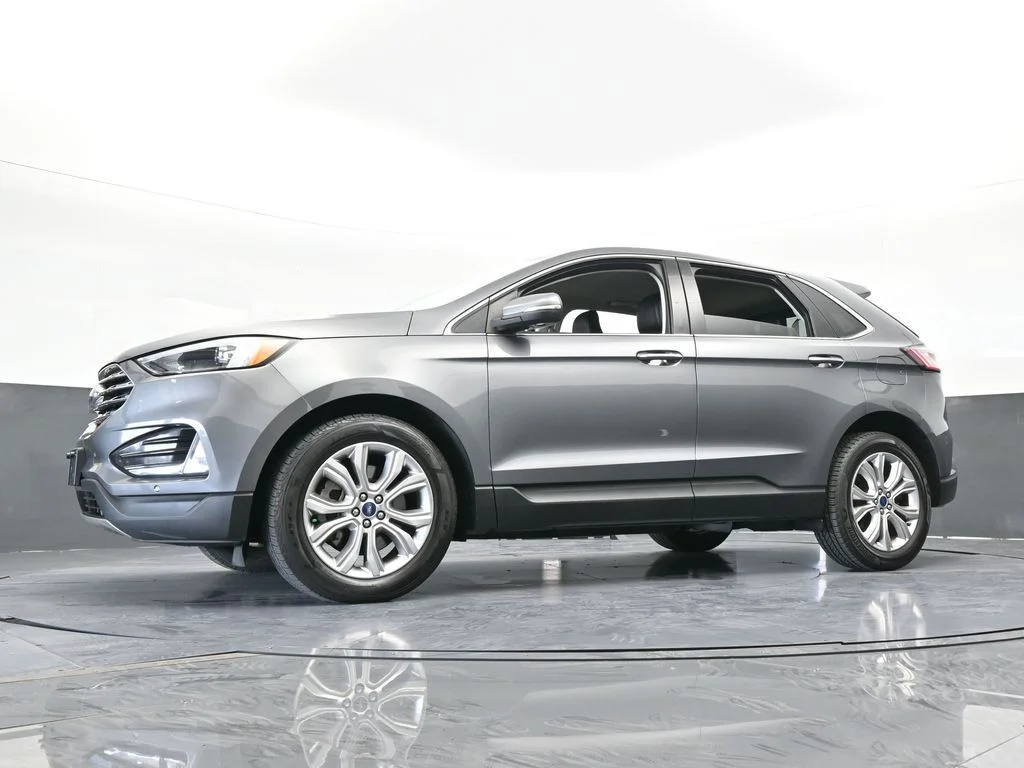 Used 2022 Gray Metallic Ford Titanium image 61