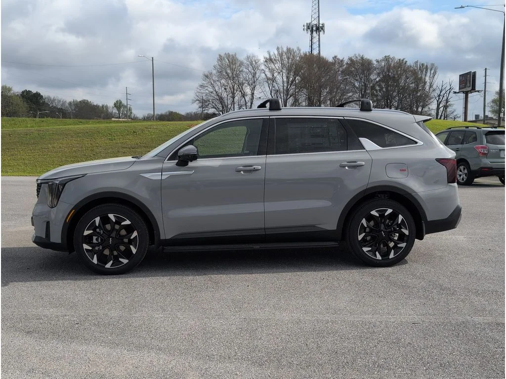 New 2026 Wolf Gray Kia SX image 2