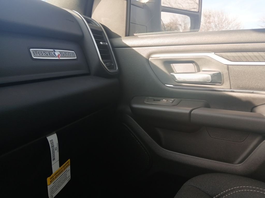 2025 RAM 1500 Big Horn/Lone Star - Photo 22