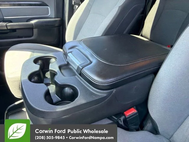 Used 2019 White Ram Big Horn image 21