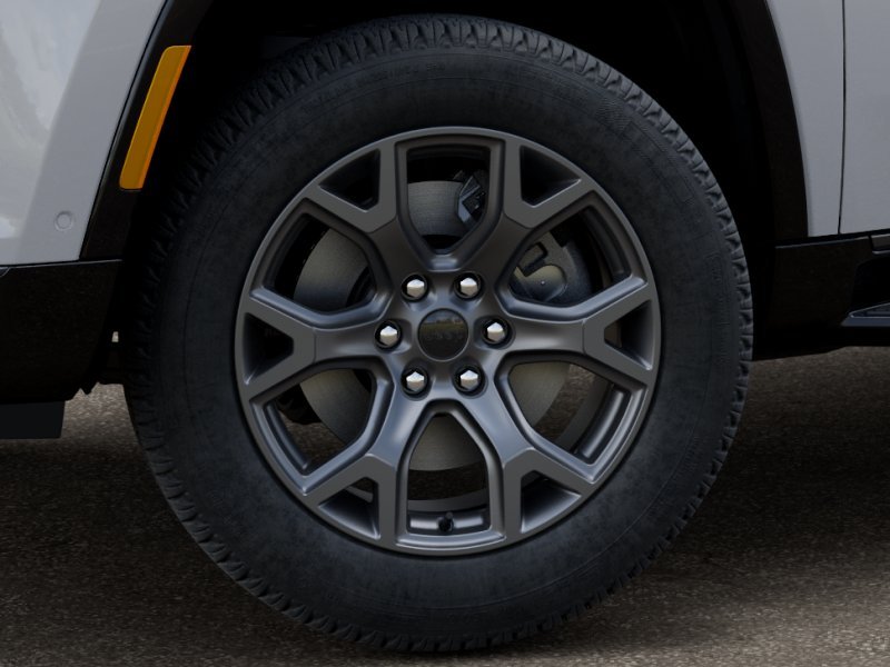 New 2026 Bright White Clear-Coat Exterior Paint Jeep Limited Altitude image 13