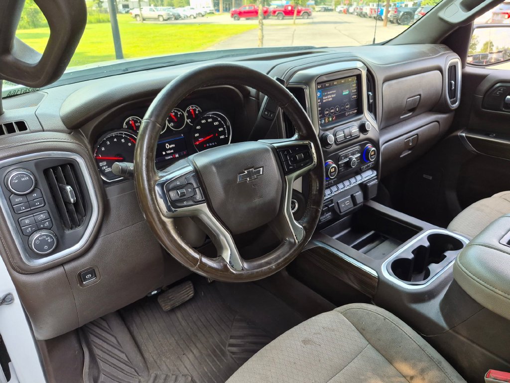 Used 2021 Summit White Chevrolet LT Trail Boss image 27