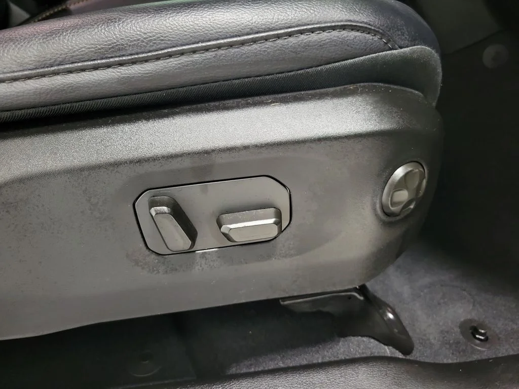 Used 2024 Gray Jeep Sahara 4xe image 19