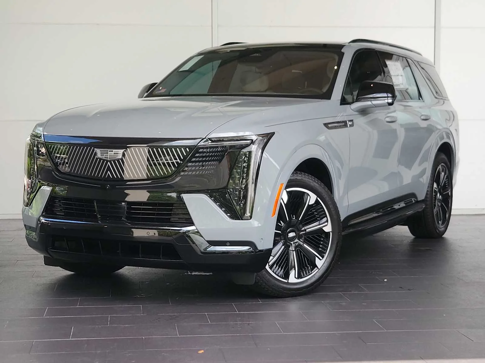New 2026 Luna Metallic Cadillac Sport image 1