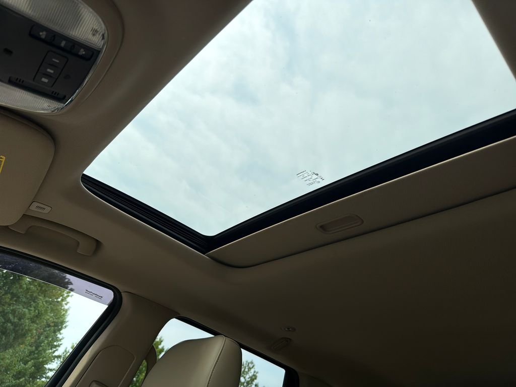 Used 2020 Blue Jeep Limited image 24
