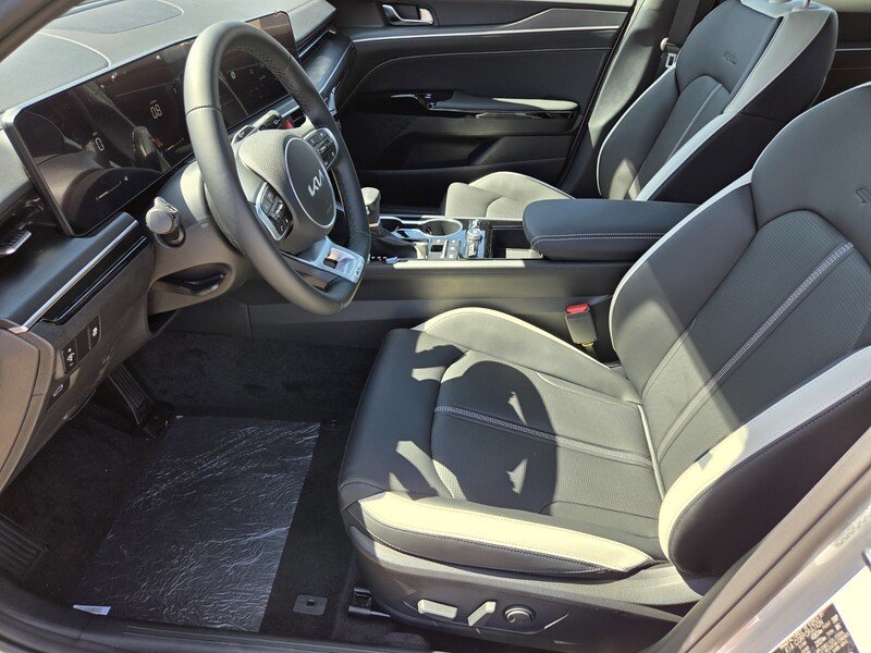 New 2026 Snow White Pearl Kia GT-Line FWD image 6