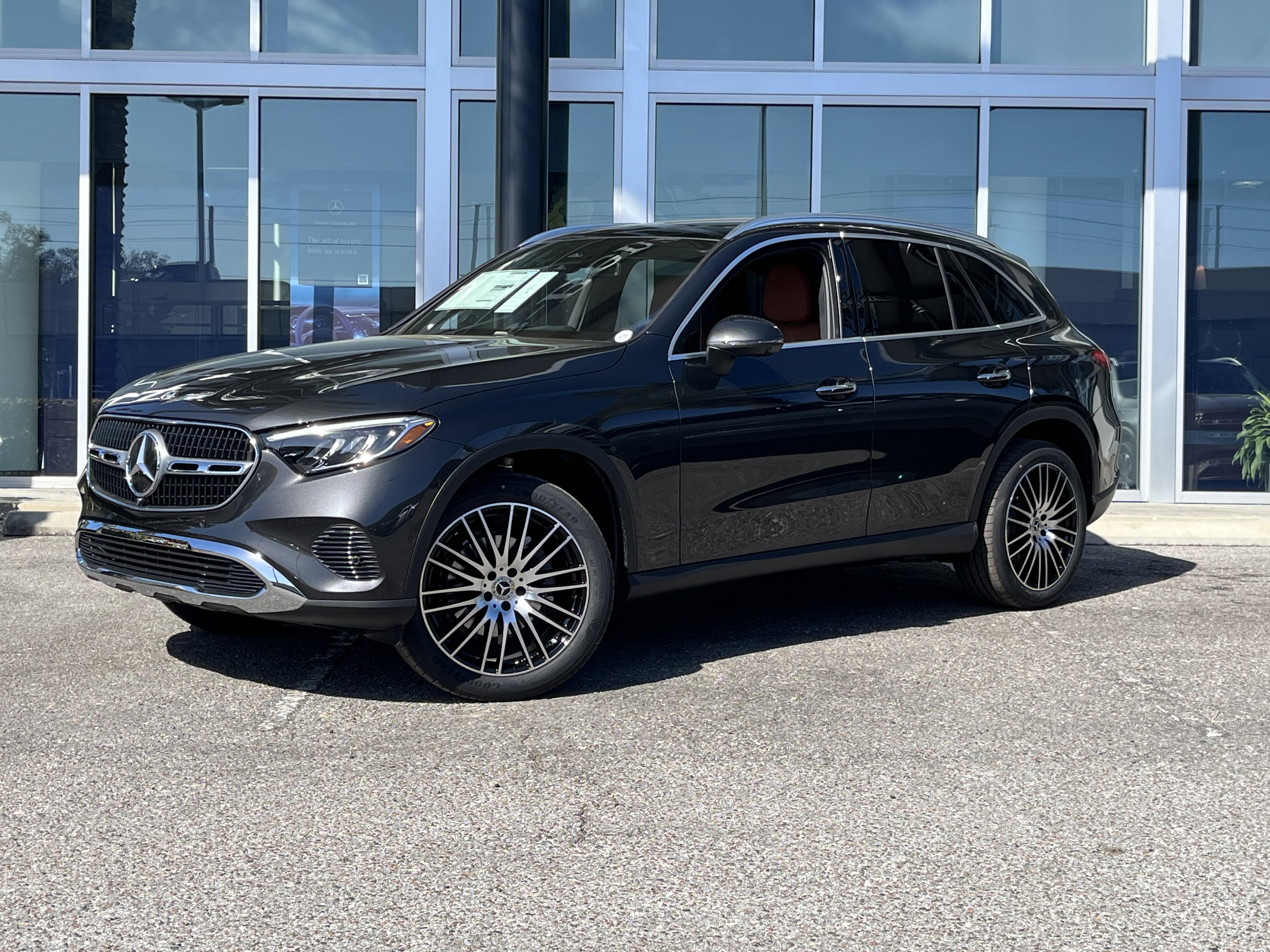 New 2026 Graphite Grey Metallic Mercedes-Benz GLC 300 image 2