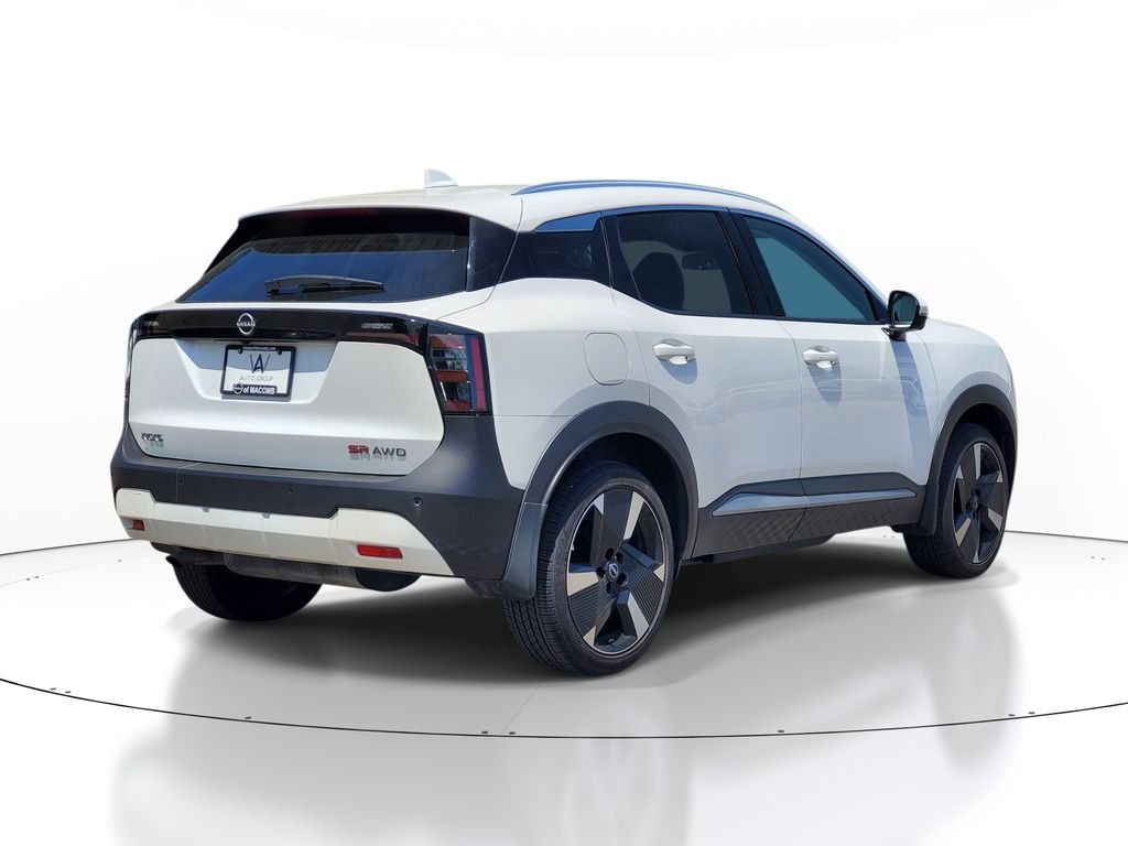 Used 2025 Aspen White Tricoat Nissan SR image 4