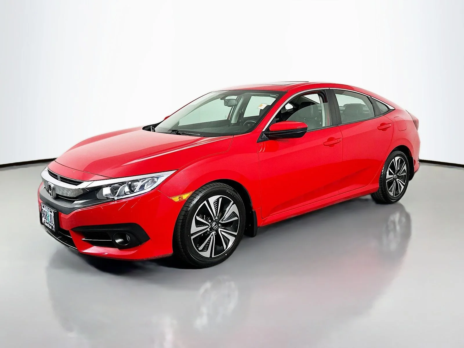 Used 2017 Rallye Red Honda EX-L image 4