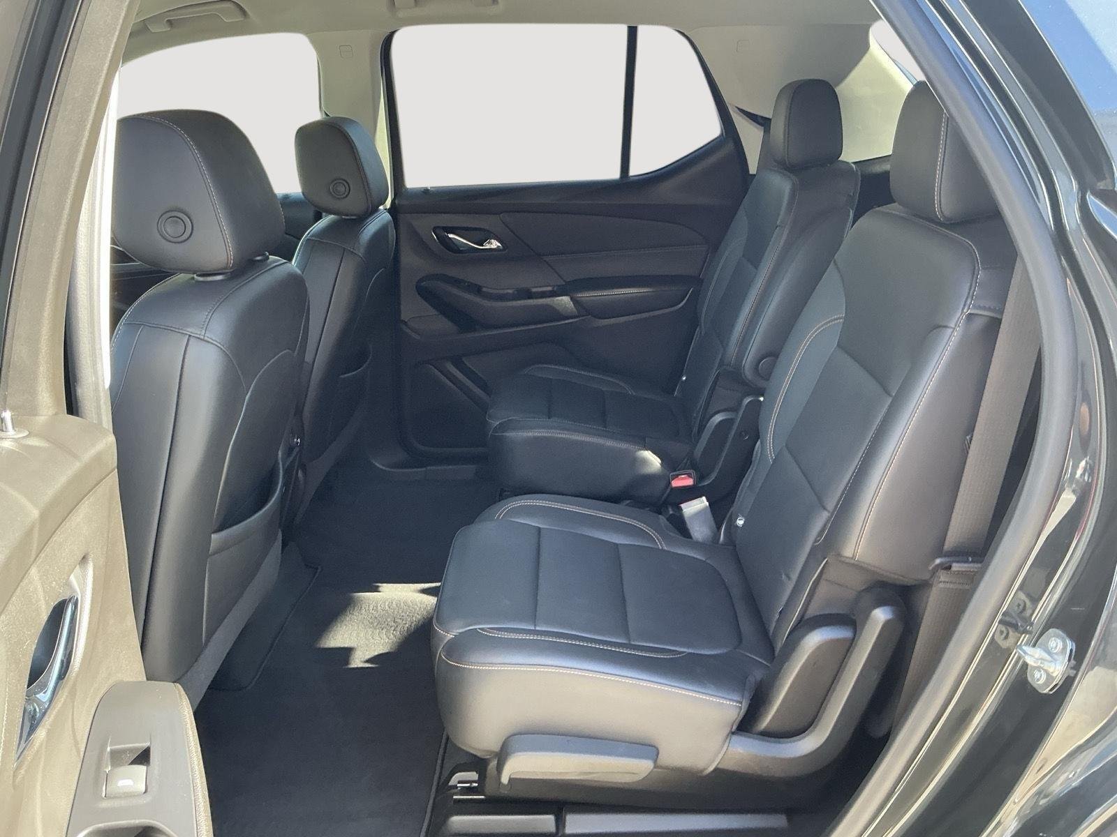 Used 2021 Mosaic Black Metallic Chevrolet LT Leather image 9