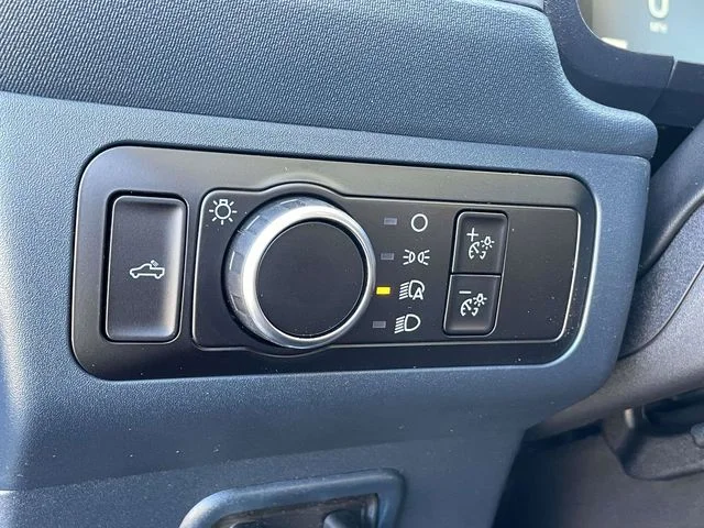 New 2026 Carbonized Gray Metallic Ford Lariat image 13