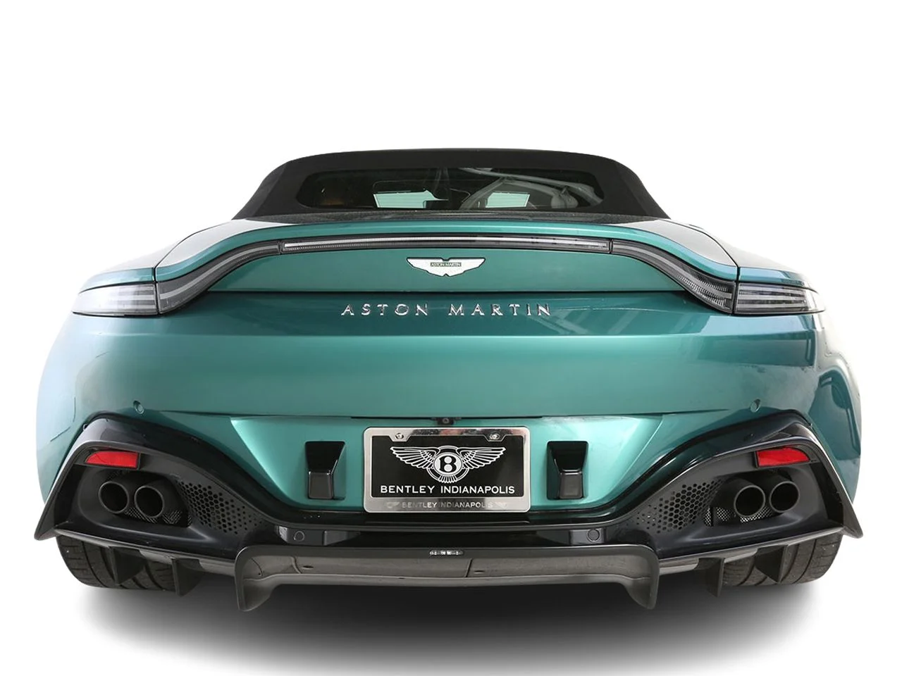Used 2023 Green Aston Martin  image 12