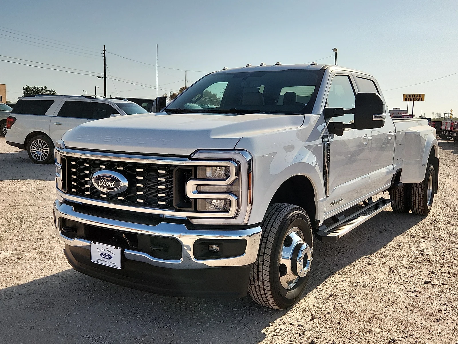 New 2026 Oxford White Ford Lariat image 3